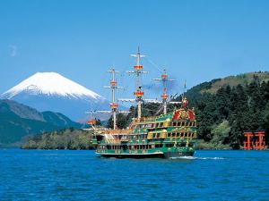 芦ノ湖の観光船