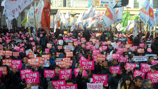 ソウルの大規模市民デモ